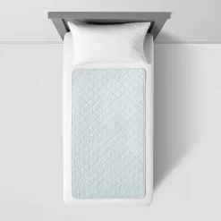 Waterproof Sleep Anywhere Kids' Pad - Pillowfort™