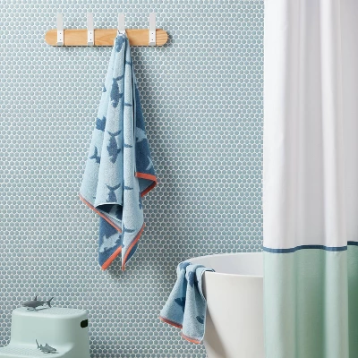 Kids' Bath Towel With SILVADUR™ Antimicrobial Technology - Pillowfort™