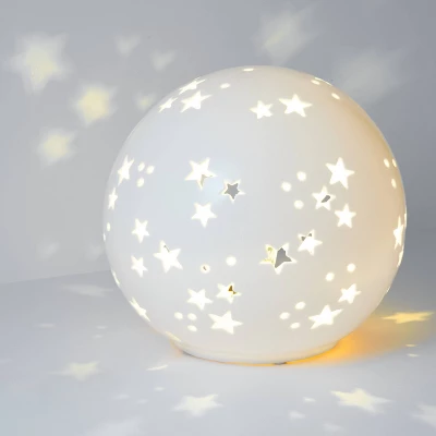 Starry Globe Kids' Nightlight - Pillowfort™ - Image 4