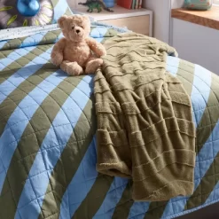 Green Wave Kids' Plush Throw Blanket - Pillowfort™